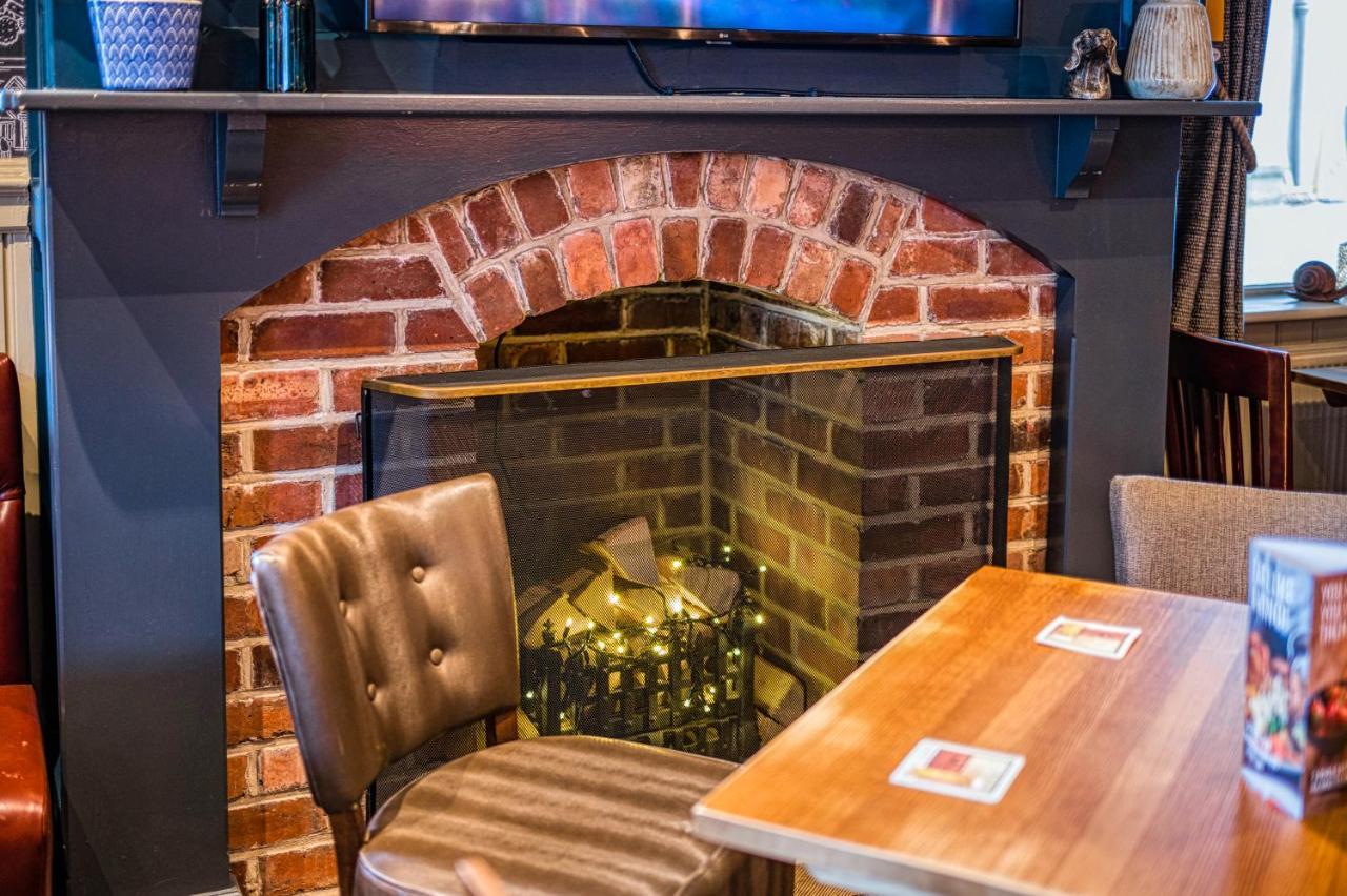 Toby Carvery Edinburgh West By Innkeeper'S Collection Екстериор снимка